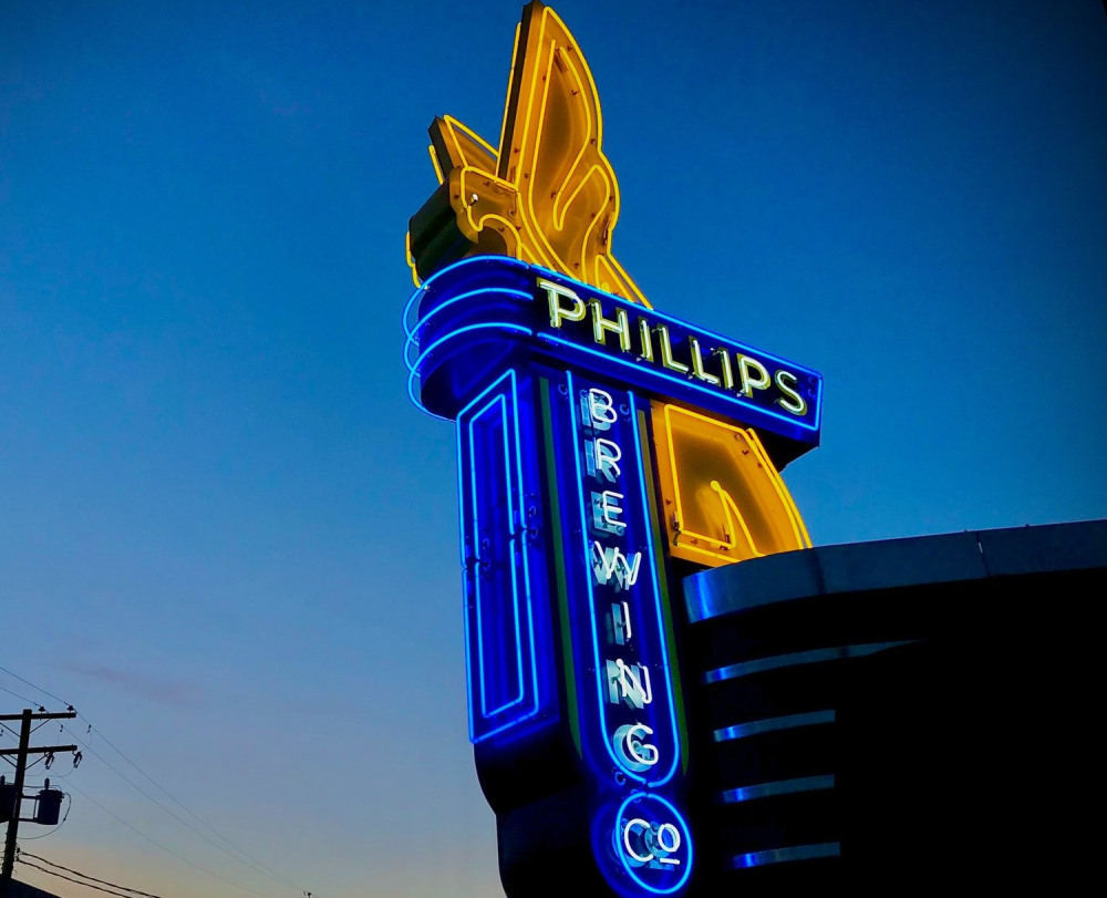Phillips Brewery sign