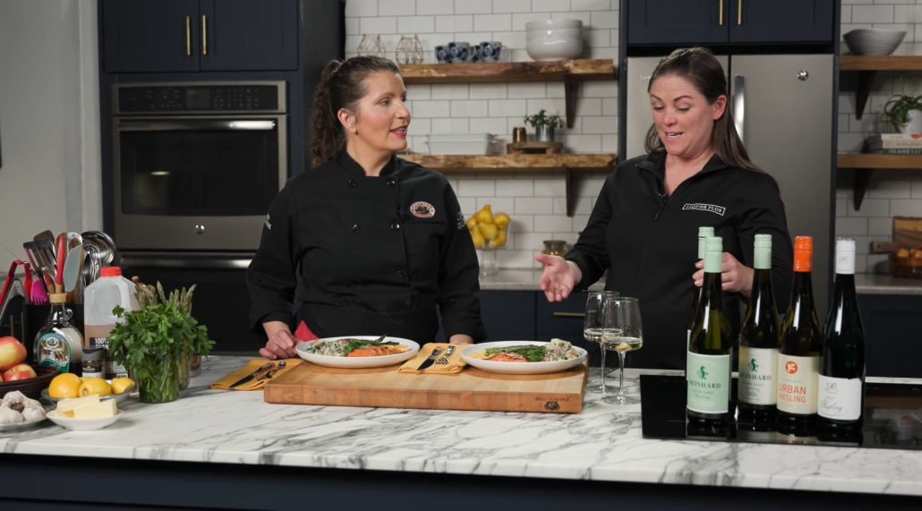 S13E3 Cookin' on the Coast Heidi & Shanyn