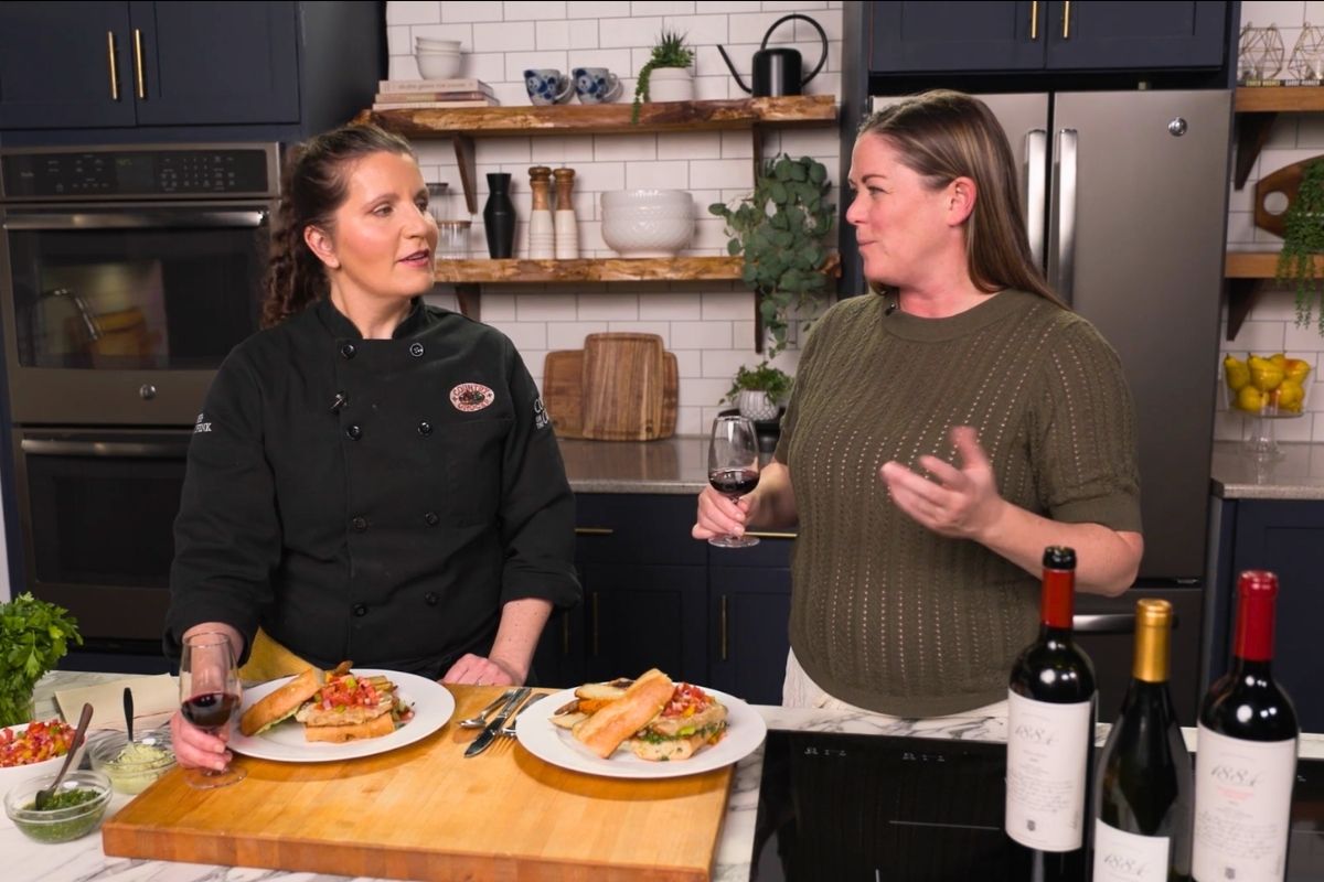 Chef Heidi and Shanyn Ward S14E2 Cookin' on the Coast Chef Heidi and Shanyn Ward